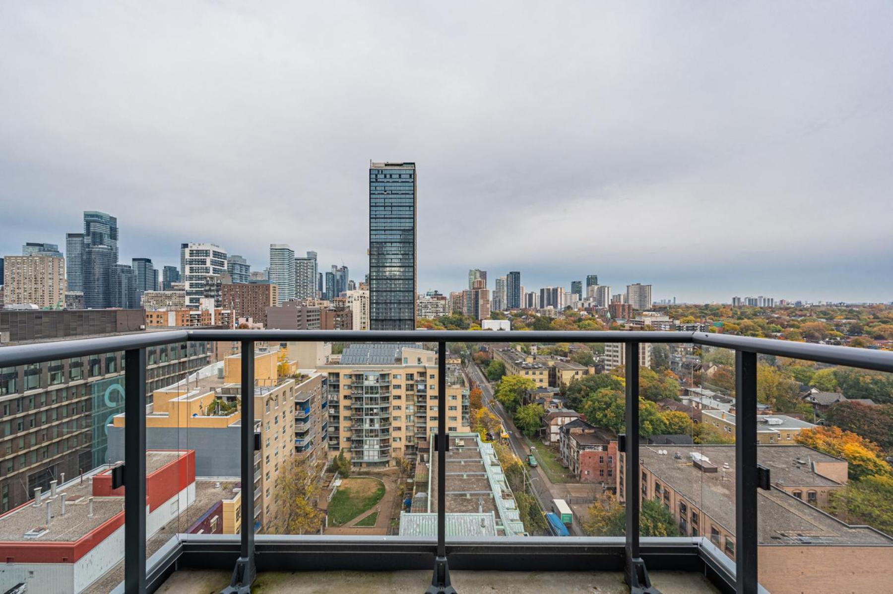 Toronto Garden Suites Exterior foto